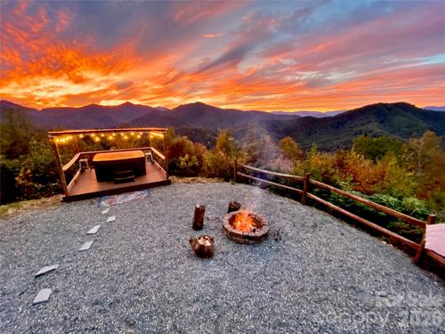 946, 140, 83 Honeysuckle Ridge, Almond, NC, 28702 | Card Image