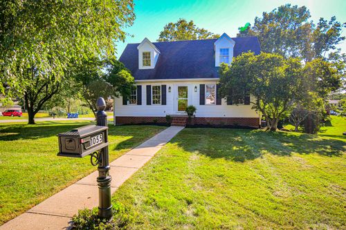1055 Twelve Oaks Drive, Lawrenceburg, KY, 40342 | Card Image