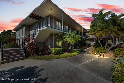 7717 Cosme Dr, Hudson, FL, 34667-7148 | Card Image