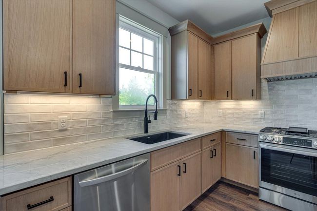 7104 Paxton Cir, House other with 4 bedrooms, 4 bathrooms and null parking in Hixson TN | Image 12