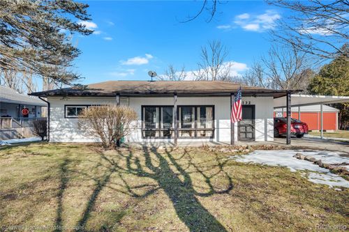 132 W Main St, Mayville, MI, 48744-8609 | Card Image