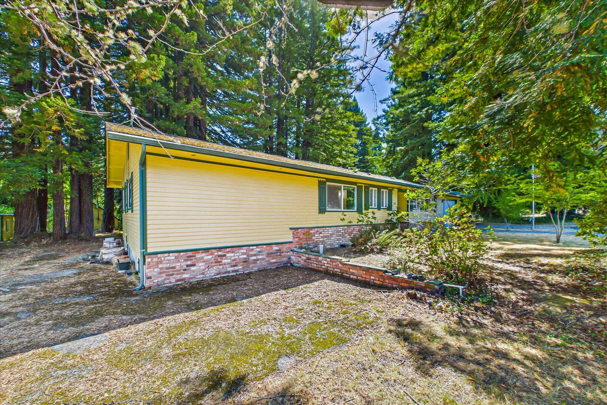 Residential in Redcrest 4