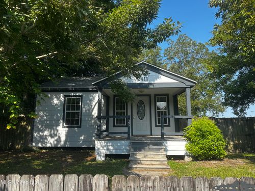 2411 12th St, Pascagoula, MS, 39567-5870 | Card Image