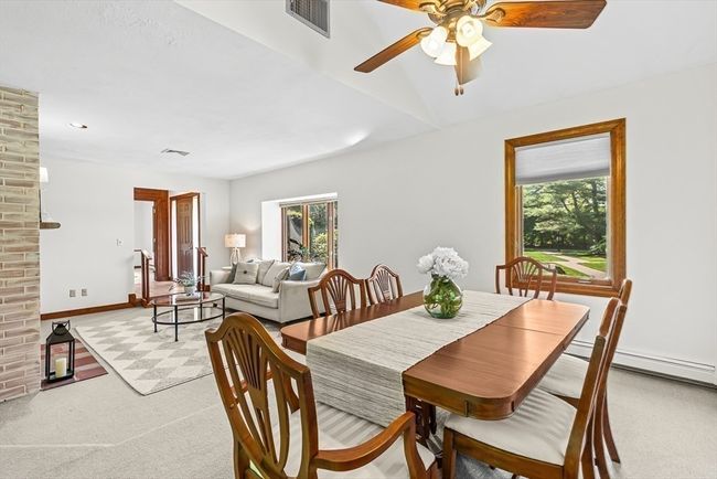 UNIT-4 - 22 Grove Pl, Condo with 2 bedrooms, 1 bathrooms and 1 parking in Winchester MA | Image 21