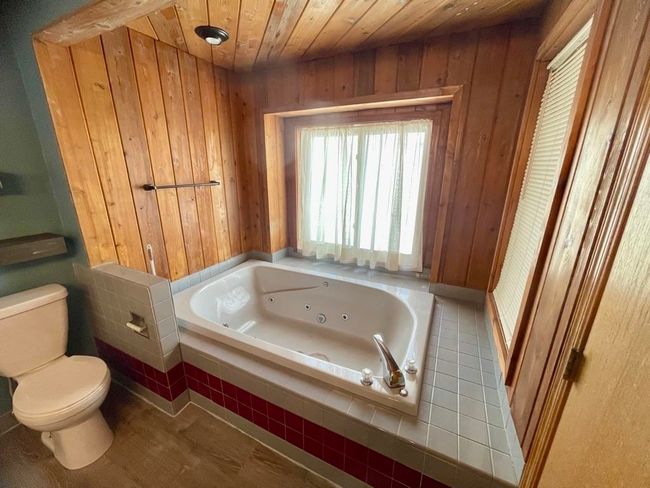318 - 530 E Hiawatha Dr, Condo with 2 bedrooms, 2 bathrooms and null parking in Wisconsin Dells WI | Image 6