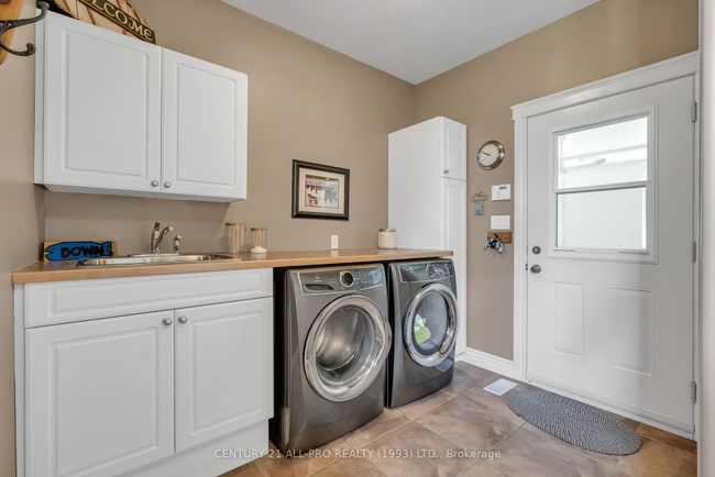 2300 Victoria Rd, House other with 4 bedrooms, 4 bathrooms and 10 parking in Carrying Place ON | Image 16