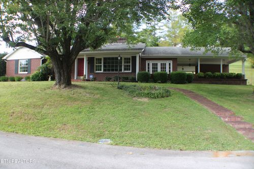 113 Hollywood Dr, Middlesboro, KY, 40965-2171 | Card Image