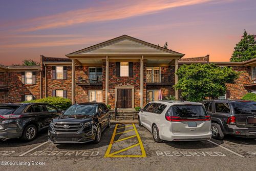 621 Logsdon Ct, Louisville, KY, 40243-1142 | Card Image