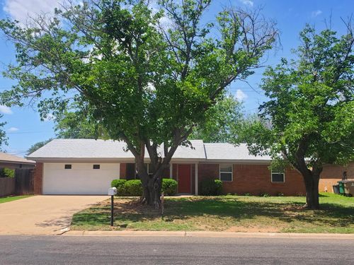 221 Nottingham Trl, San Angelo, TX, 76901-4702 | Card Image