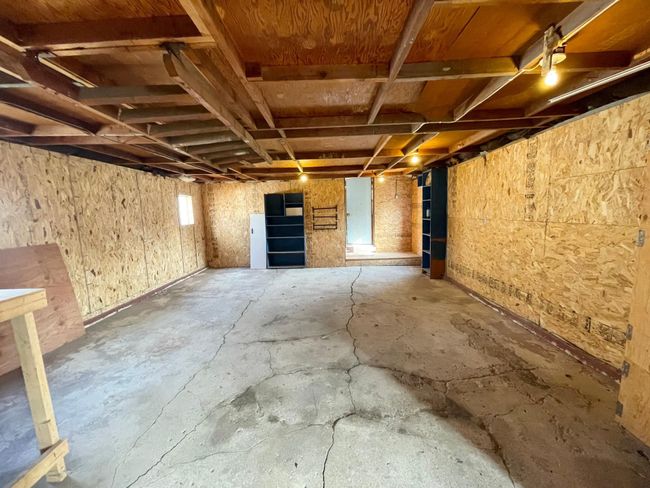 421 W Van Dusen St, House other with 5 bedrooms, 2 bathrooms and null parking in Springfield MN | Image 58