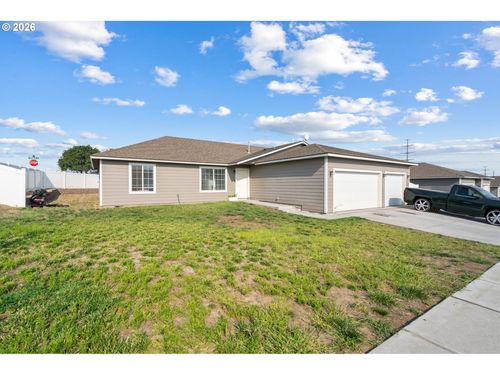 2734 Curlew St, Umatilla, OR, 97882 | Card Image