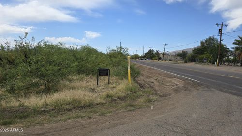--27 N Eagle Eye Rd, Aguila, AZ, 85320 | Card Image
