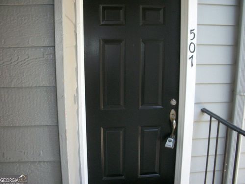 207 Granville Ct, Atlanta, GA, 30328-3433 | Card Image