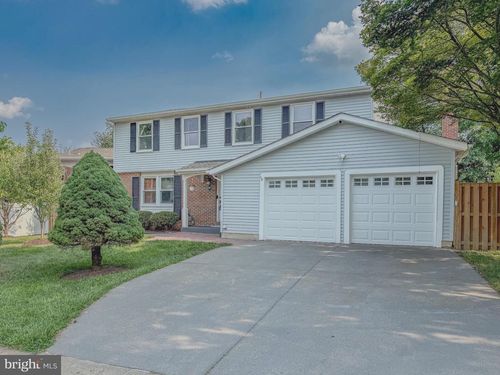 107 Appletree Dr Ne, LEESBURG, VA, 20176-4507 | Card Image