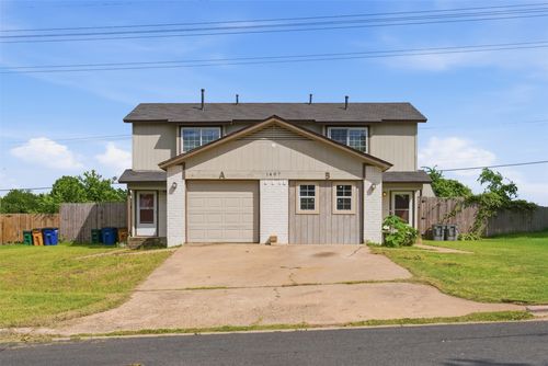1407 Warrior Ln, Del Valle, TX, 78617-2429 | Card Image