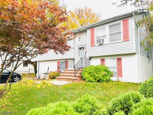 12 Kovach St, Franklin, NJ, 07416-2111 | Card Image