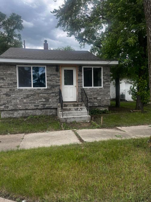 321 W 41st Ave, Gary, IN, 46408-2819 | Card Image