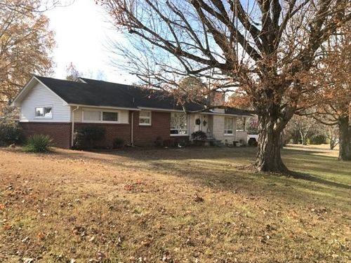 118 E Main St, Loretto, TN, 38469-2004 | Card Image