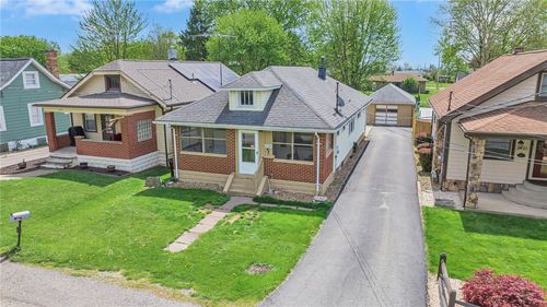 2729 20th Street Ext, Beaver Falls, PA, 15010-2527 | Card Image