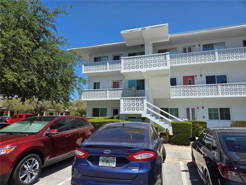 309-11225 82nd Ave, SEMINOLE, FL, 33772-4266 | Card Image