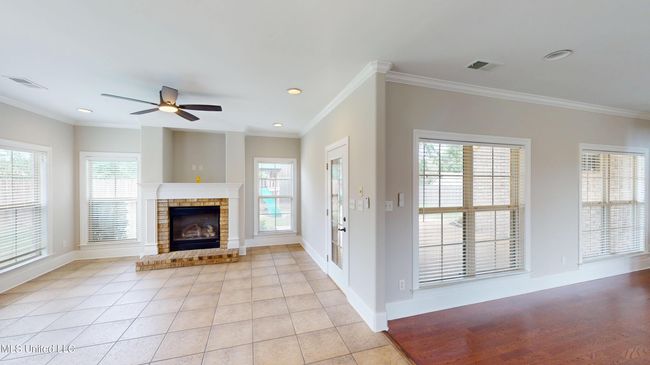 1377-Notting-Hill-Loop-07112025_011815 | Image 15