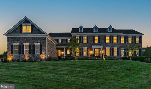 8 Keith Ln, NEWTOWN, PA, 18940-3023 | Card Image