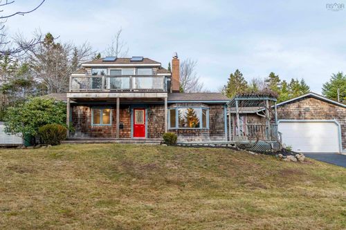 310 Hillside Dr, Boutiliers Point, NS, B3Z1W8 | Card Image