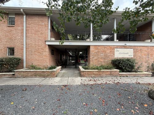 apt-16-1801 Cortlandt St, Houston, TX, 77008-4356 | Card Image