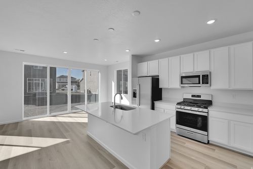 53-1058 W 450 S, Brigham City, UT, 84302-4623 | Card Image