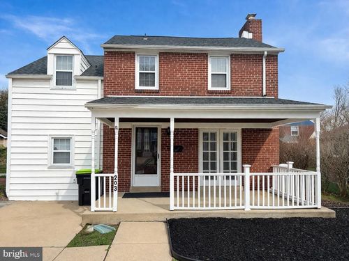 203 Commonwealth Ave, CLAYMONT, DE, 19703-2015 | Card Image