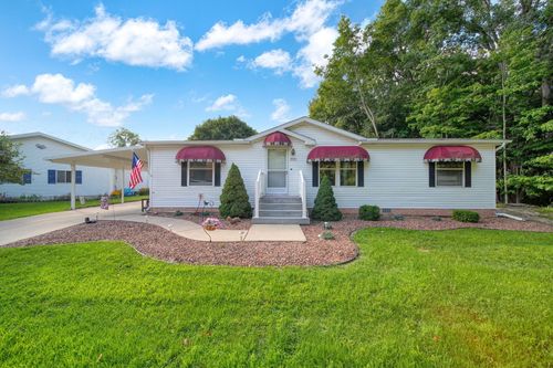 800 Missouri River Drive, Adrian, MI, 49221 | Card Image