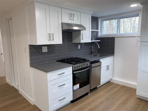 apt-i-475 Christian Herald Rd, Valley Cottage, NY, 10989-2220 | Card Image