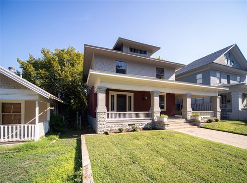 1632 Mistletoe Blvd, Fort Worth, TX, 76104-4012 | Card Image