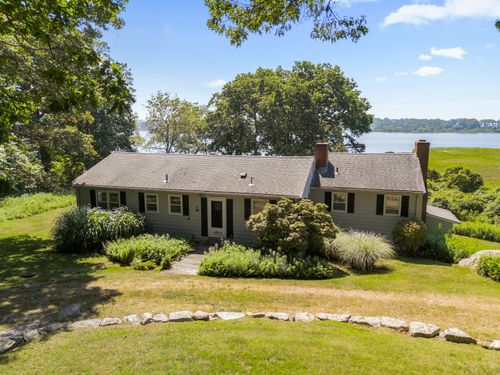 301 Osbrook Pt, Pawcatuck, CT, 06379-2601 | Card Image