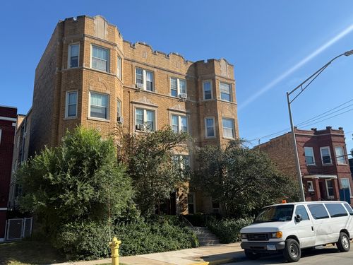 1e-7639 Jackson Blvd, Forest Park, IL, 60130-1828 | Card Image