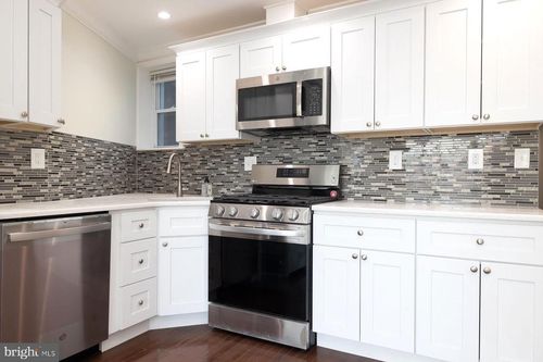 693 Haddon Ave, COLLINGSWOOD, NJ, 08108-3722 | Card Image