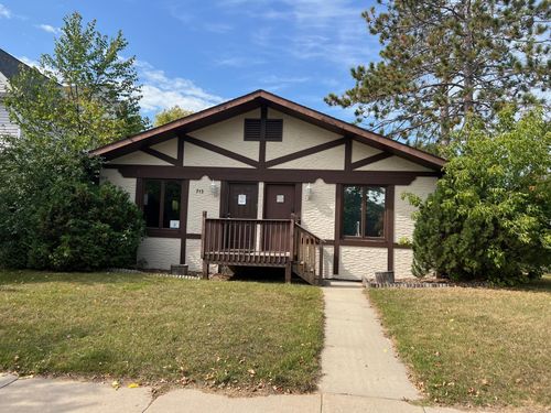 713 Beltrami Ave Nw, Bemidji, MN, 56601-3012 | Card Image