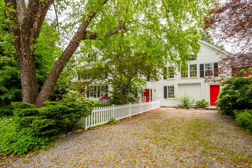 14 Free St, Camden, ME, 04843-1913 | Card Image