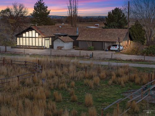 30327 Hexon Rd, Parma, ID, 83660-6522 | Card Image