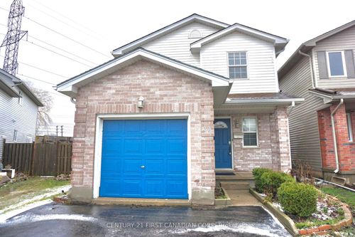 33 Phair Cres, London, ON, N5Z5B5 | Card Image