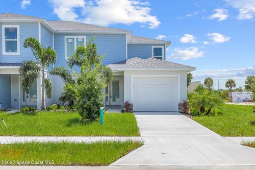 208 Hidden Woods Pl, Melbourne, FL, 32901-9042 | Card Image