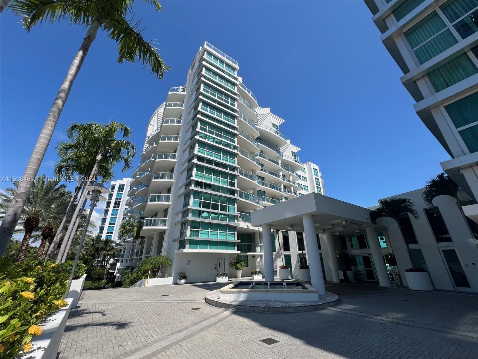 Residential in Aventura 4