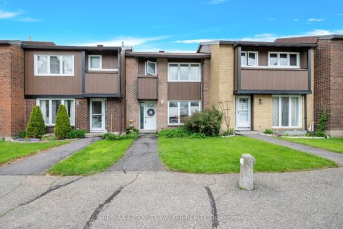 108-1900 Marquis Ave, Ottawa, ON, K1J8J2 | Card Image