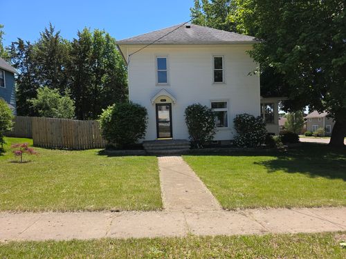 200 E North St, Walnut, IL, 61376-9504 | Card Image