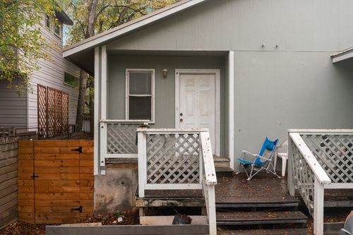 a-1304 Delano, Austin, TX, 78721 | Card Image