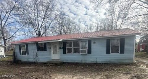 186 Maple Ave, Mc Kenzie, TN, 38201-2462 | Card Image