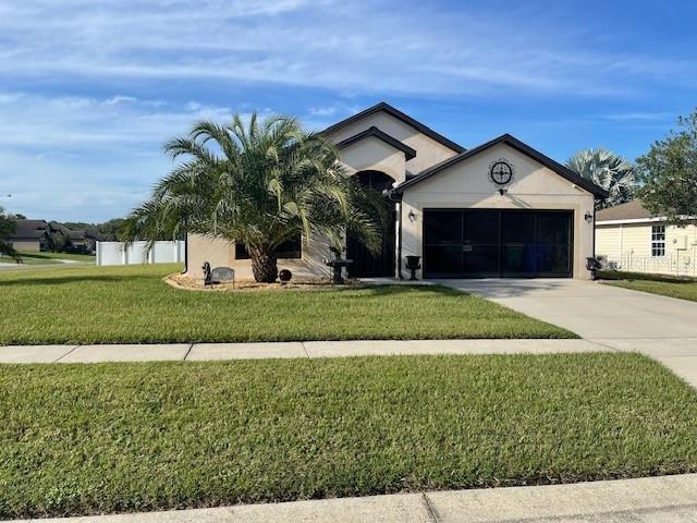 Tortola Ave, Tavares, FL 32778