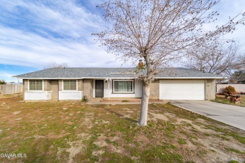 11061 E Avenue R6, Littlerock, CA, 93543-1429 | Card Image