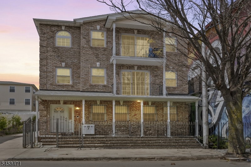 Residential Lease in Newark City 4