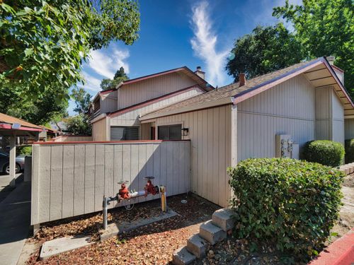 4927 Whisper Ln, Sacramento, CA, 95841-2548 | Card Image